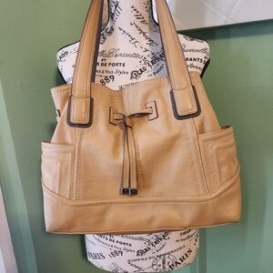 Tignanello Large Tan Leather Shoulder Bag NICE!